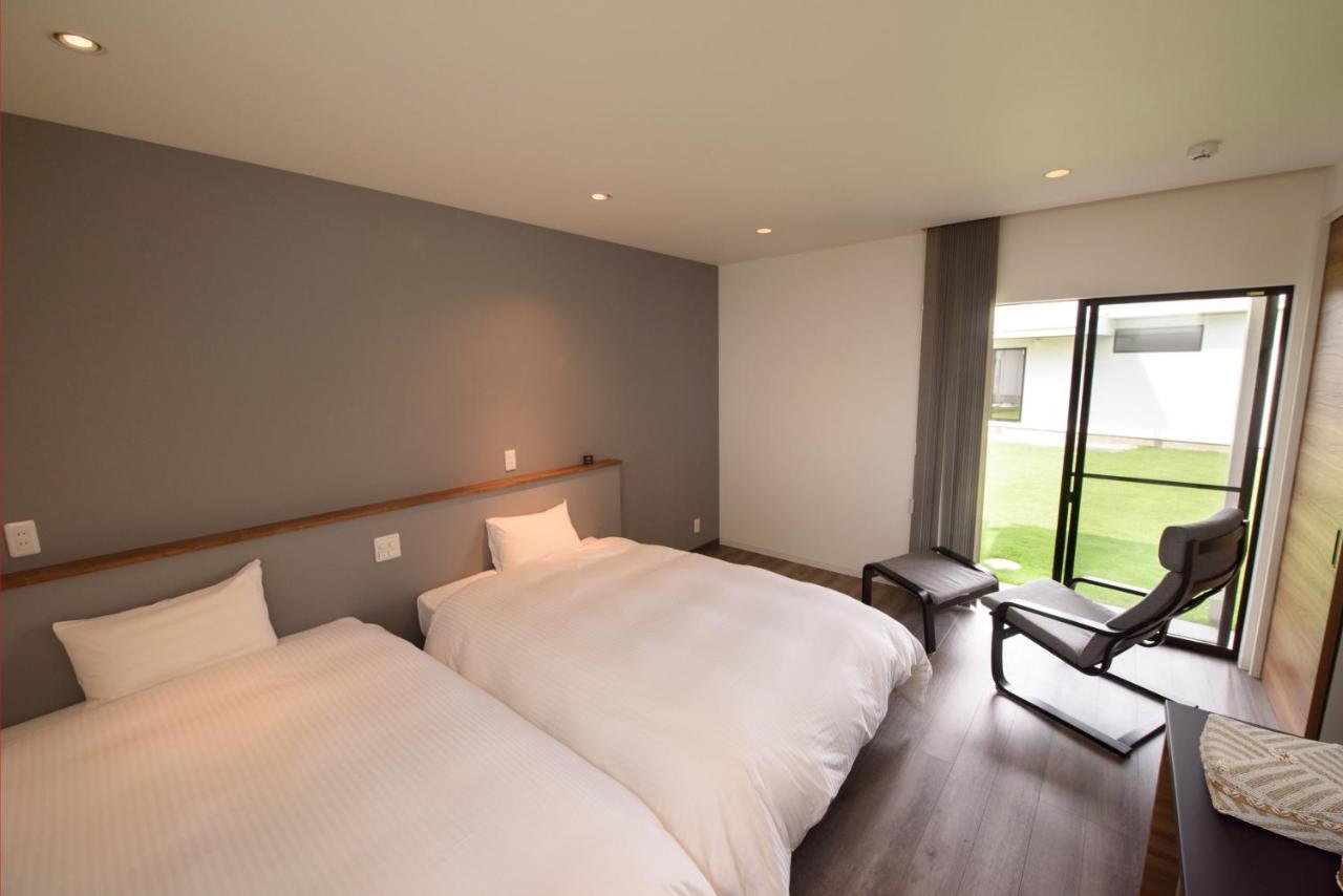 Le.Blanche Hotel Minamiawaji Buitenkant foto